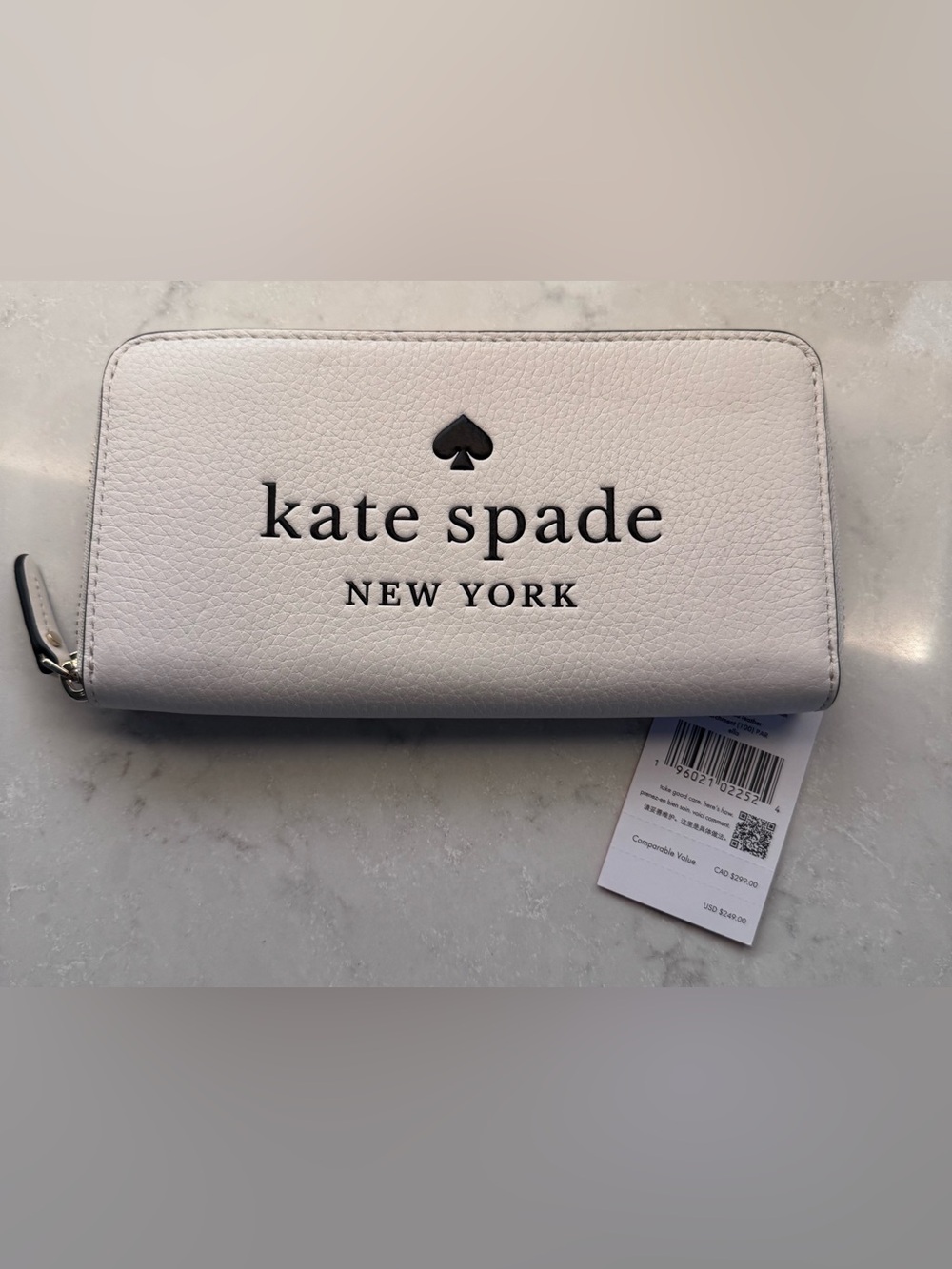Kate Spade Off White Leather Accordion Wallet